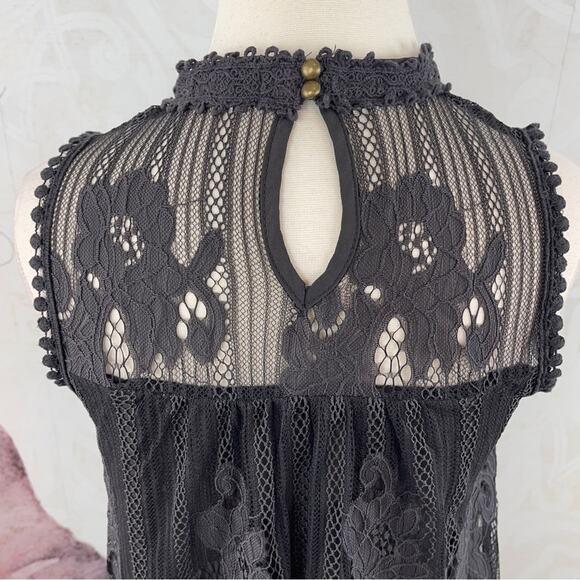 Altar'd State Grey Lace Top Size small boho - Picture 8 of 10